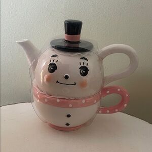 Johanna Parker Pink Snow Man Tea pot and Cup!